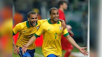 Brazil scrap their way to 3-0 win over France