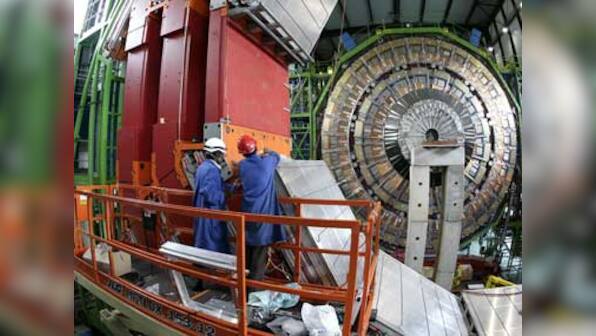 World's biggest particle accelerator to be 32 km long