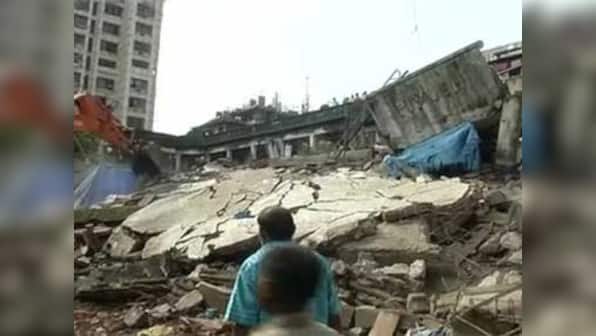 Abandoned building collapses in Mumbai suburb, five dead