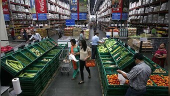 Travel, movies, shopping get costlier: Budget 2015 finds no middle class takers 