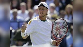 Hewitt rolls back years to beat Del Potro at Aegon
