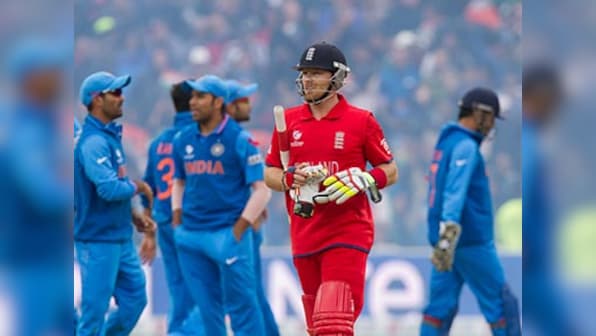 Champions Trophy: Bell's dismissal a poor umpiring decision, says Cook