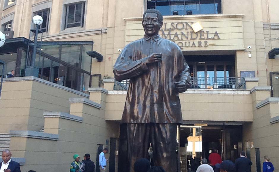Mandela Square in Sandton, Johannesburg: Dr Joe Thomas Mandela Square in Sandton, Johannesburg: Dr Joe Thomas