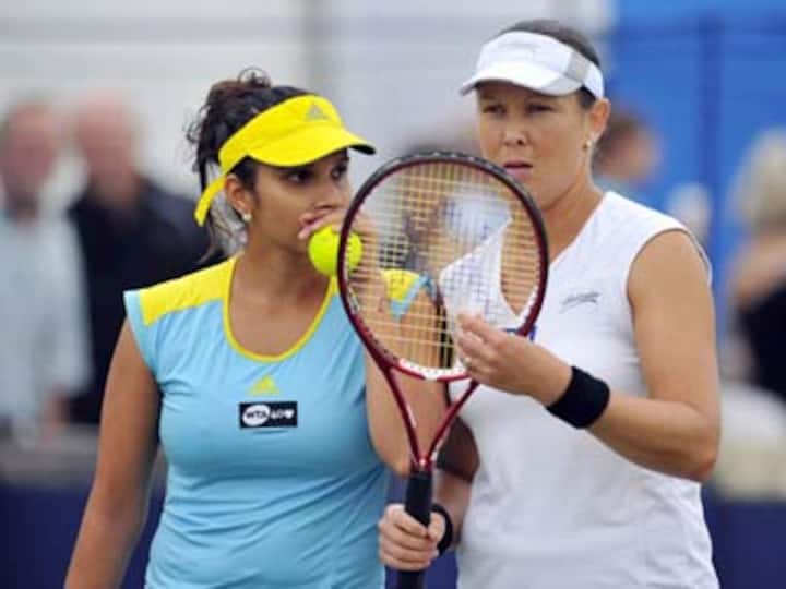 Sania-Liezel through to Eastbourne quarters