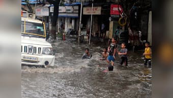 Torrential rains lash Mumbai, local trains delayed