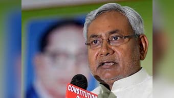 Nitish thanks PM for calling him secular, doesn't rule out alliance with UPA