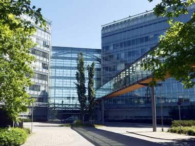 Microsoft to take over Nokia headquarters in 2014 after deal 