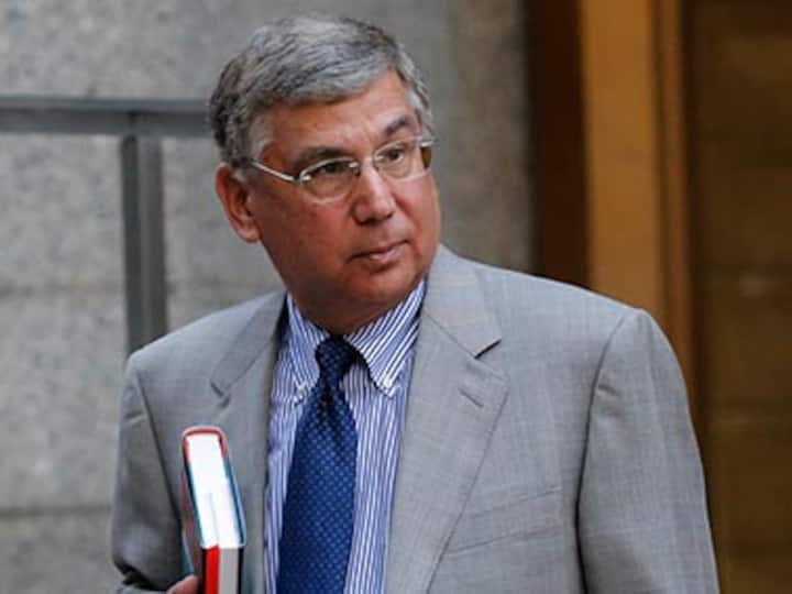 Penguin CEO testifies against Apple in ebook pricing case 