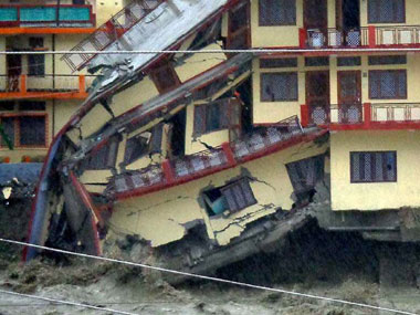 Rains wreak havoc in Kinnaur district, Himachal CM stranded Rains wreak havoc in Kinnaur district, Himachal CM stranded
