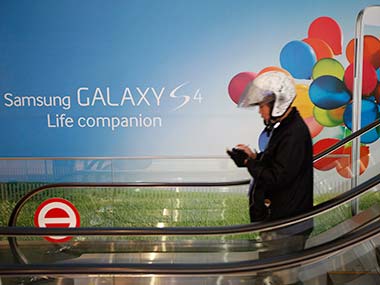 Samsung loses $12 bn in market value over Galaxy S4 profit fears Samsung loses $12 bn in market value over Galaxy S4 profit fears