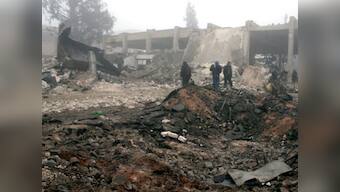 Syria-Hezbolla clash: Doctor says 300 injured trapped in Qusair 