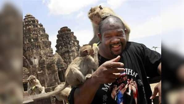 Riddick Bowe, one-time heavyweight champ. Now, Muay Thai fighter