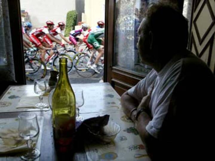 A clean Tour de France? Cycling gets tougher on doping after Armstrong