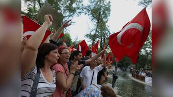 Turkey prez, PM display differences over protests