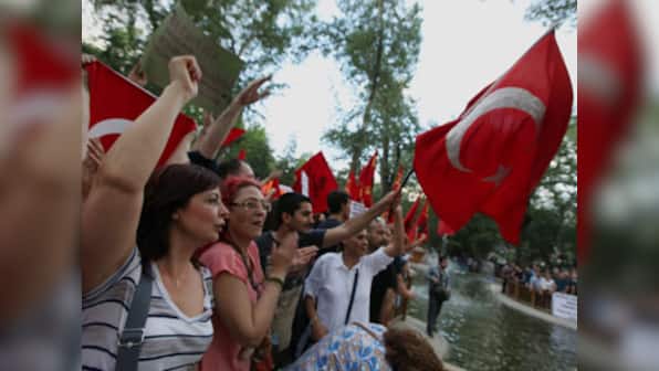 Turkey prez, PM display differences over protests