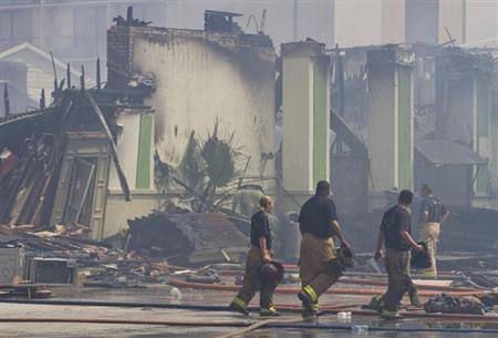 Four firefighters die, five injured battling large Houston fire – Firstpost