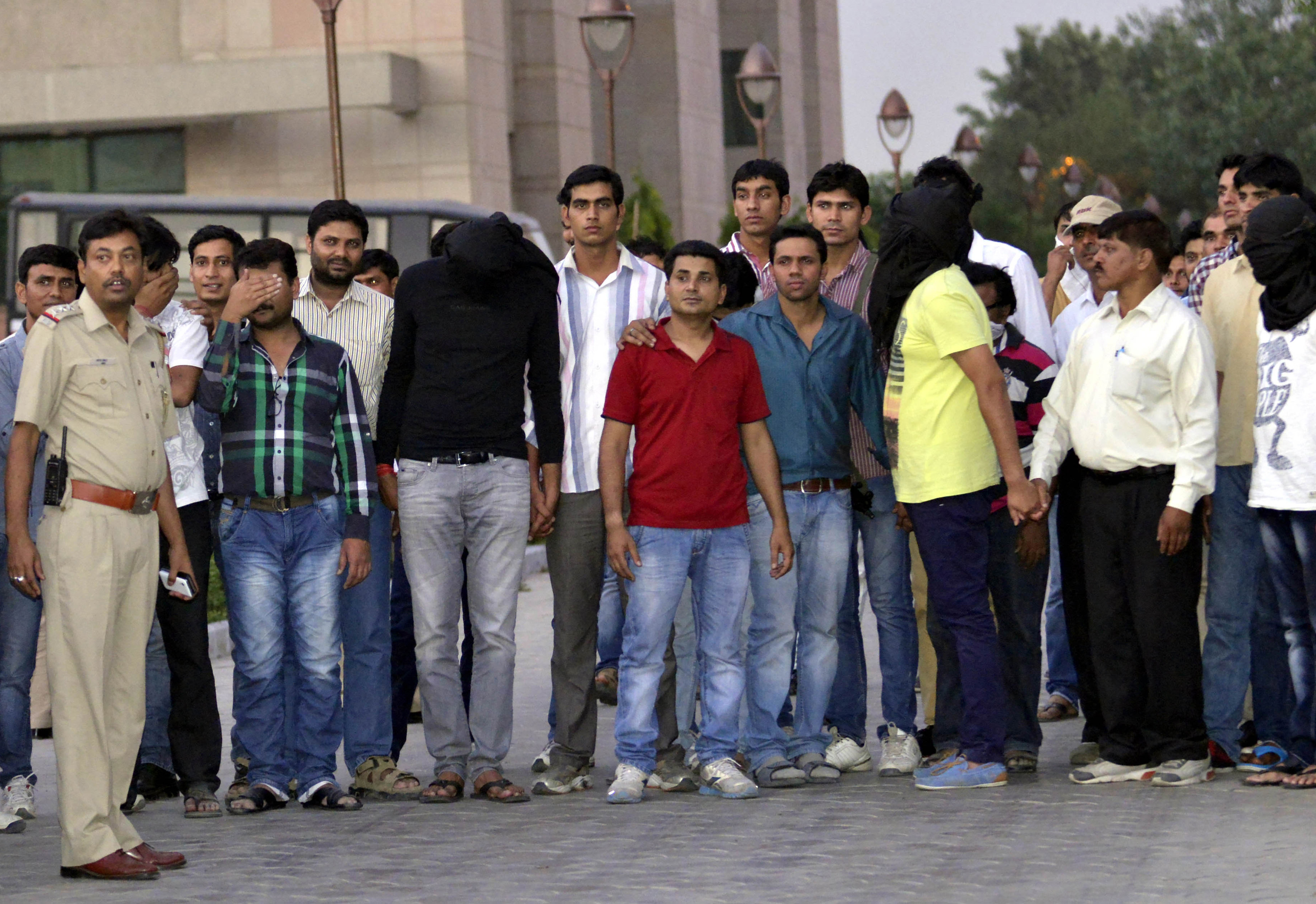 IPL spot-fixing: Mumbai cops get custody of Delhi-based bookie IPL spot-fixing: Mumbai cops get custody of Delhi-based bookie