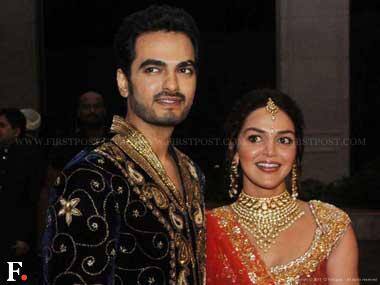 I'm not pregnant, says Esha Deol 