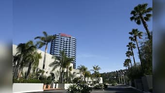 Hilton ends room service, other New York hotels may follow