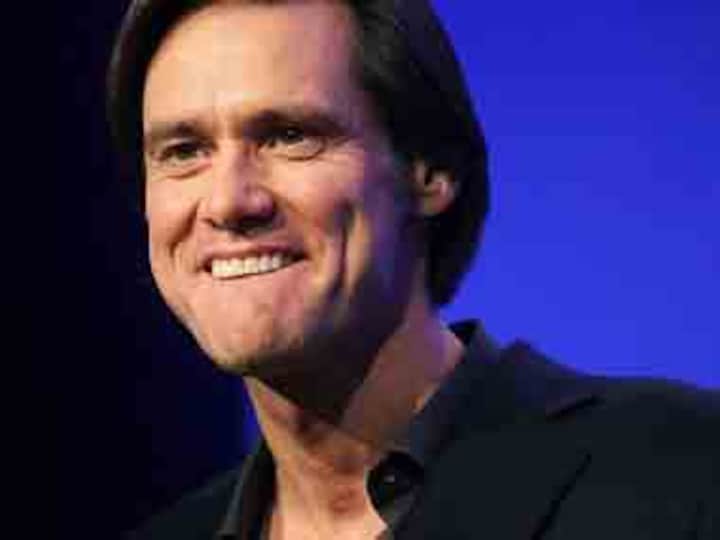 Jim Carrey addresses release date postponement of Sonic the Hedgehog, and titular character redesign