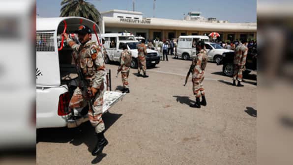 Four US embassy officials detained at Karachi airport