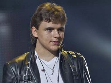 Michael Jackson's 16-year-old son to testify in negligence case Michael Jackson's 16-year-old son to testify in negligence case