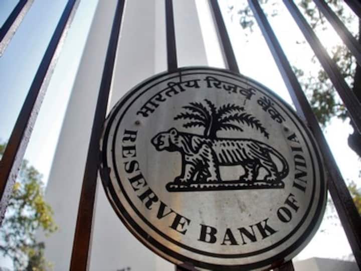 Risks to economy increased in last 6 months, says RBI