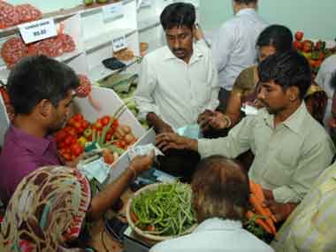 After Amma canteens, Jayalalithaa launches fair price vegetable shops After Amma canteens, Jayalalithaa launches fair price vegetable shops