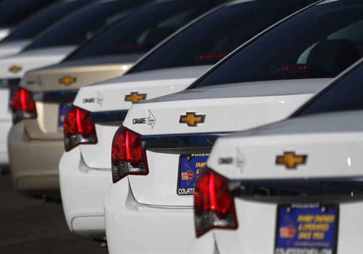 Don't buy a white car. Here's why