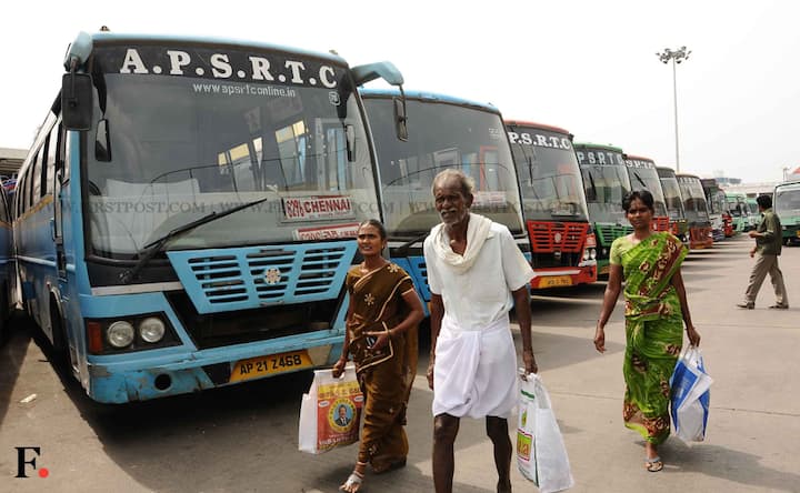 Andhra buses in Chennai stay off roads due to anti-Telangana bandh  Andhra buses in Chennai stay off roads due to anti-Telangana bandh
