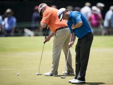 The PGA Tour, however, did urge the two rules-making bodies to extend the time period that amateur players would be allowed to use anchored putters beyond the January 1, 2016 cut off date. AFP