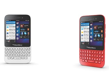 BlackBerry Q5 in this screengrab.
