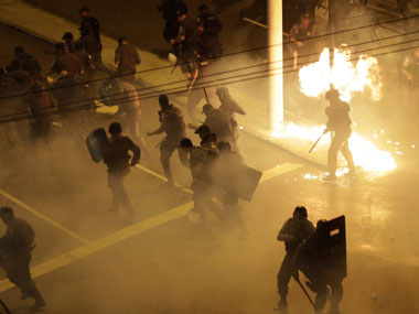 Brazil: Truckers block highways, demand better facilities Brazil: Truckers block highways, demand better facilities