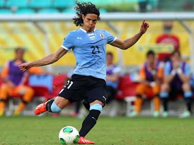 Arsenal prepare to rope in star trio of Cavani, Carvalho and Reid ...