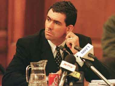 Cronje's father to sue Delhi police over match-fixing chargesheet Cronje's father to sue Delhi police over match-fixing chargesheet