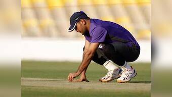 Jadeja stars as India restrict Sri Lanka to 201