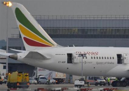 Batteries not to blame for Dreamliner jet fire at London airport Batteries not to blame for Dreamliner jet fire at London airport