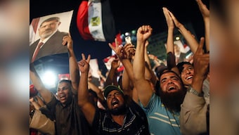 Morsi supporters defiant in the face of govt crackdown