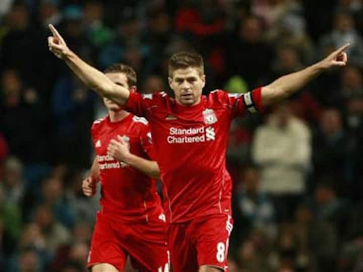 Steven Gerrard signs new two-year deal to stay at Liverpool Steven Gerrard signs new two-year deal to stay at Liverpool