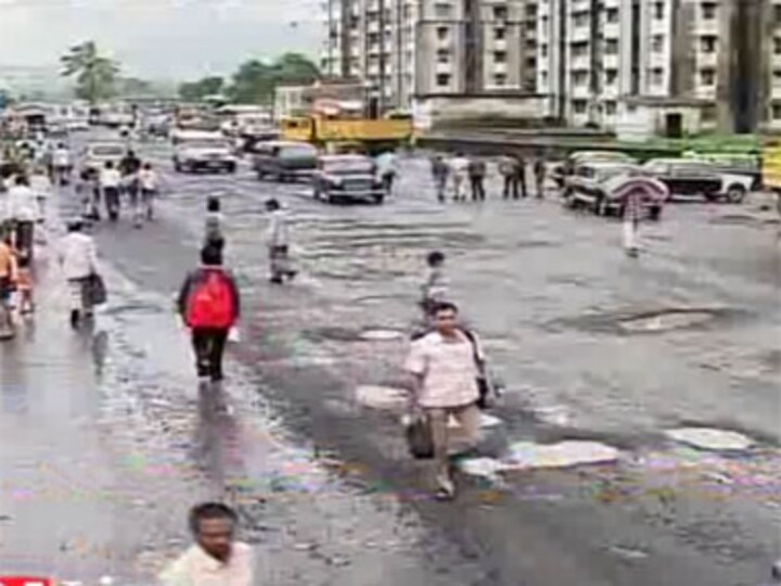 Mumbai potholes: BMC claims only 36 of them remain, political parties call it a joke