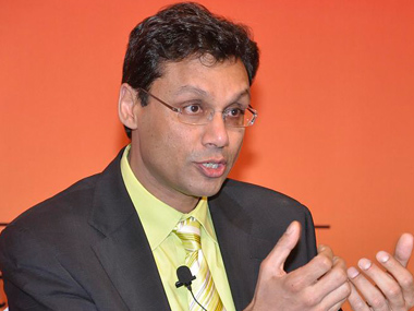 'Free agents' vs 'prisoners' at workplace: Nirmalya Kumar on rewards and punishments 'Free agents' vs 'prisoners' at workplace: Nirmalya Kumar on rewards and punishments