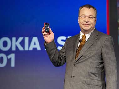 Nokia manages to cut losses in Q2, but sales fall by 24 percent Nokia manages to cut losses in Q2, but sales fall by 24 percent