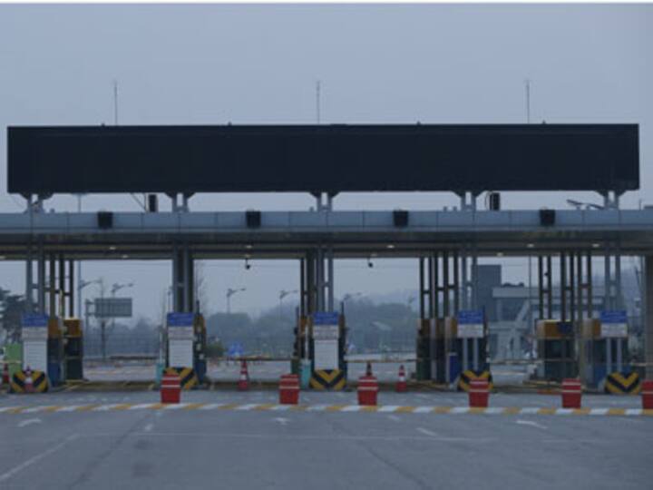 North,South Korea meet to discuss re-opening of industrial park