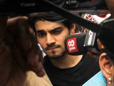 Suraj Pancholi leaving Arthur Road Jail. 