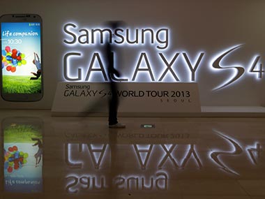 Slump in smartphone biz? Samsung Q2 profit estimate misses forecast Slump in smartphone biz? Samsung Q2 profit estimate misses forecast