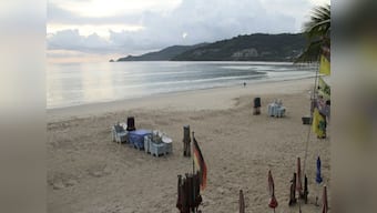 Bodies of two British tourists found naked on Thai beach