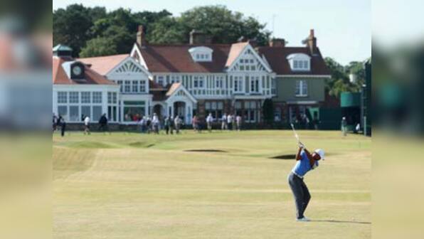 Tiger Woods starts Open Championship at Muirfield as favourite