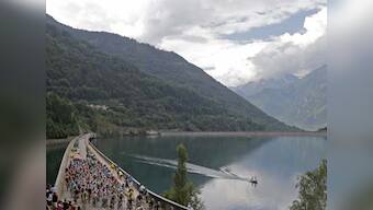 Rui Costa wins 19th stage of Tour de France; Froome leads