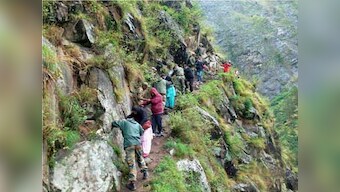 Kedarnath: Stranded rescuers out of supplies, hit by diseases