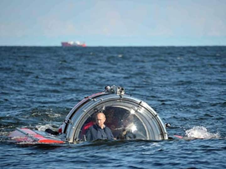 Daredevil Putin rides to bottom of the Gulf of Finland
